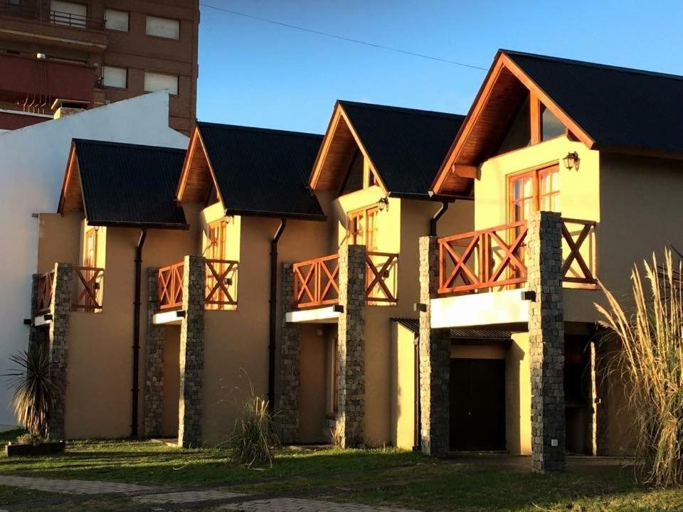 [Plaza Pereira]